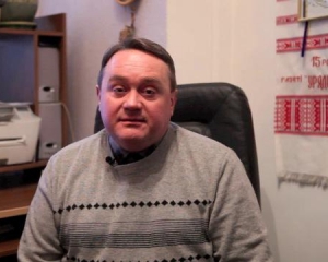 Политолог: Азаров такой же реформатор, как Янукович - китайский император
