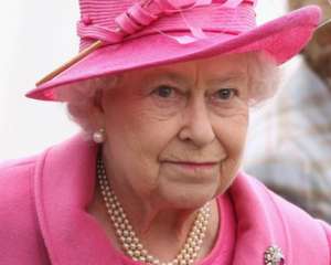 Королеву Елизавету II выписали из больницы