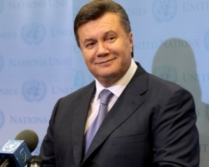 Янукович звільнив 5 голів райдержадміністрацій у трьох областях