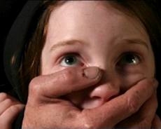 Мешканець Донеччини зґвалтував 12-річну дівчинку, з якою познайомився у соцмережі