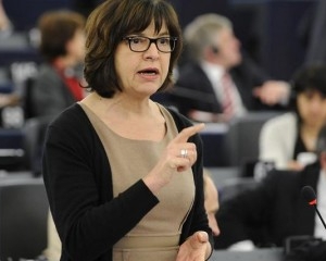 В случае злоупотребления властью можем принять особые меры против правительства - евродепутат