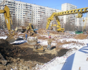 Азаров дал еще 316 миллионов на строительство харьковского метро