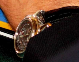 Суддя розповів, чому працівники Феміди не бояться привселюдно носити коштовні годинники