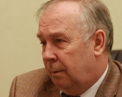 Рибак не вважає мовне питання першочерговим