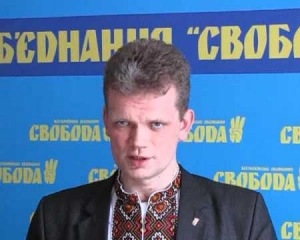 В "Свободе" объяснили, что революция в Украине - это "не пьяные матросы и картавый Ленин"