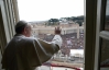 На первое обращение новоизбранного Папы Франциска собралось около 150 тысяч человек