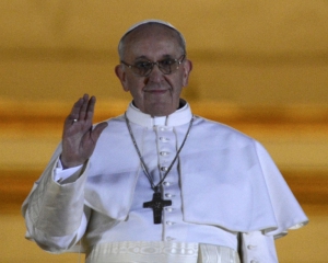 Книги нового Папи Римського б'ють рекорди продажів