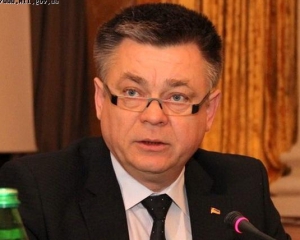 Опозиція вимагає у Рибака позбавити Лебедєва мандата за сумісництво