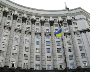 Прем'єр запевняє, що уряд вчасно виконує вимоги Євросоюзу