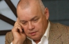На журналиста Киселева, который оскорбил Януковича, следует подать в суд - юрист
