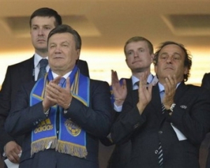 Нефартовий Янукович підтримає збірну України у Варшаві