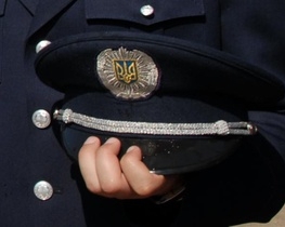 Луганский милиционер устроил дебош в кафе и избил посетителя