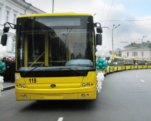 За проханнями киян у Святошинський район доставлять нові автобуси і тролейбуси