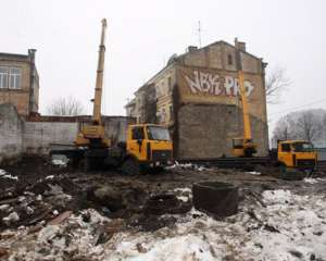 Церква програла перше засідання по будівництву у Десятинному провулку 