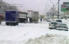 В Киеве объявлена ??чрезвычайная ситуация: 15 БТРов убирают фуры с улиц