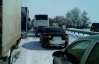 "За все время ни одного грейдера не видел": водители в пробке на трассе Киев-Житомир сидят без продуктов