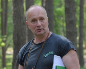 Эколог призвал украинцев помочь аистам с пищей
