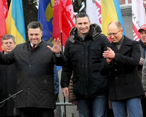 Кличко, Яценюк и Тягнибок не будут баллотироваться на мэра Киева - эксперт