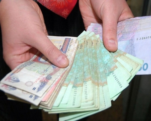 Мошенница выманила у тернополян более 500 тысяч гривен