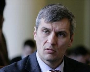 "Свободовец" хочет переписать закон о референдуме