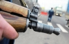 Українці безпечно себе не почувають, але легалізації зброї не хочуть — соціолог