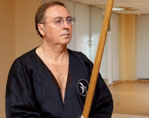 Українцям потрібно дозволити носити короткостволи - політолог