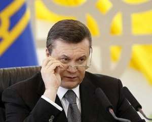 Янукович підпише закони, ухвалені більшістю на &quot;виїзному&quot; зібранні