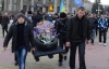 В Тернополе водители провели похороны колес, требуя ремонта дороги