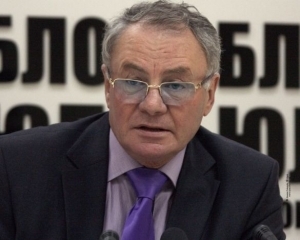 Нардеп переконаний, що Янукович звільнив Луценка через страх