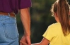На Миколаївщині 5-річна дівчинка стала жертвою батька-збоченця