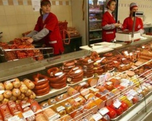 Податкове "покращення": Українці платитимуть за харчі на 10% більше