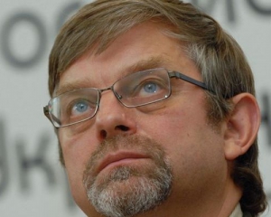 Референдум може вийти з-під контролю влади і стати проблемою країни - політолог