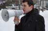 Помічника нардепа-"свободівця" силоміць забрали в міліцію за сніжки під ВР