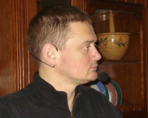 Тягнибок читает Шевченко, Яценюк - Джобса, а Луценко прочитал 300 книг в тюрьме - писатель