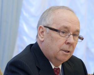 Рибак доручив передати фото з "кнопкодавами" голові Регламентного комітету