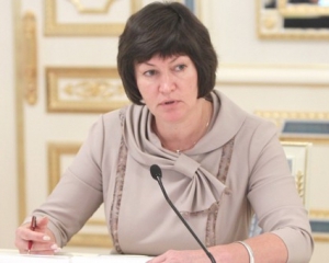 Азаров отправил на доработку прогноз госбюджета на 2014-2015 годы