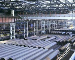 Трубний завод Ахметова скоротив чистий прибуток більш ніж на третину