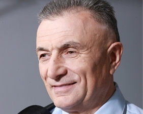 Янукович "переосновал" Украину и может делать что угодно - экс-заместитель секретаря СНБО