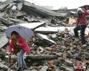 В Індонезії та Китаї вудбулися землетруси