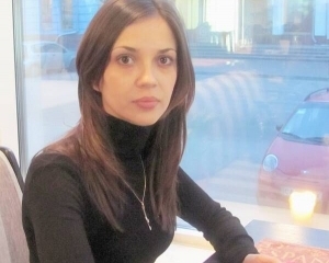 Новохатько уверяет, что 23-летняя "регионалка" временно возглавляет Черкасскую филармонию