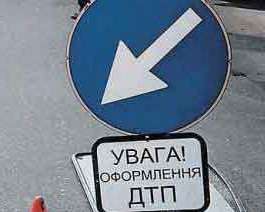 В Івано-Франківську водій врізався у стовп : винними вважають працівників ДАІ
