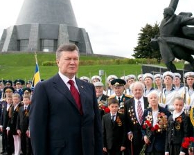 Янукович привітав українців з Днем Перемоги: ветеранам побажав міцного здоров&#039;я