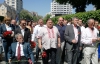 Лідери опозиції поклали квіти до пам'ятника Невідомому солдату в столичному парку Слави