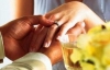 На помолвке считают расходы на свадьбу и обсуждают список гостей