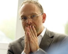 Генпрокуратура припинила слідство у "справі Щербаня" - Власенко