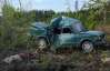 На Рівненщині "ВАЗ" злетів у кювет і кілька разів перевернувся: жінка-водій загинула
