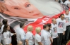Опозиціонери 5 хвилин надривались зі своїм "Юлі-волю!" перед Януковичем