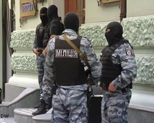 Кандидаты из пяти "проблемных" округов требуют прекратить против них репрессии