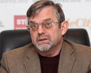 Янукович сам вірить у те, що говорить - експерт про "покращення"