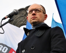 Яценюк: влада повторює сценарій 2004 року, розділяючи Україну на сорти